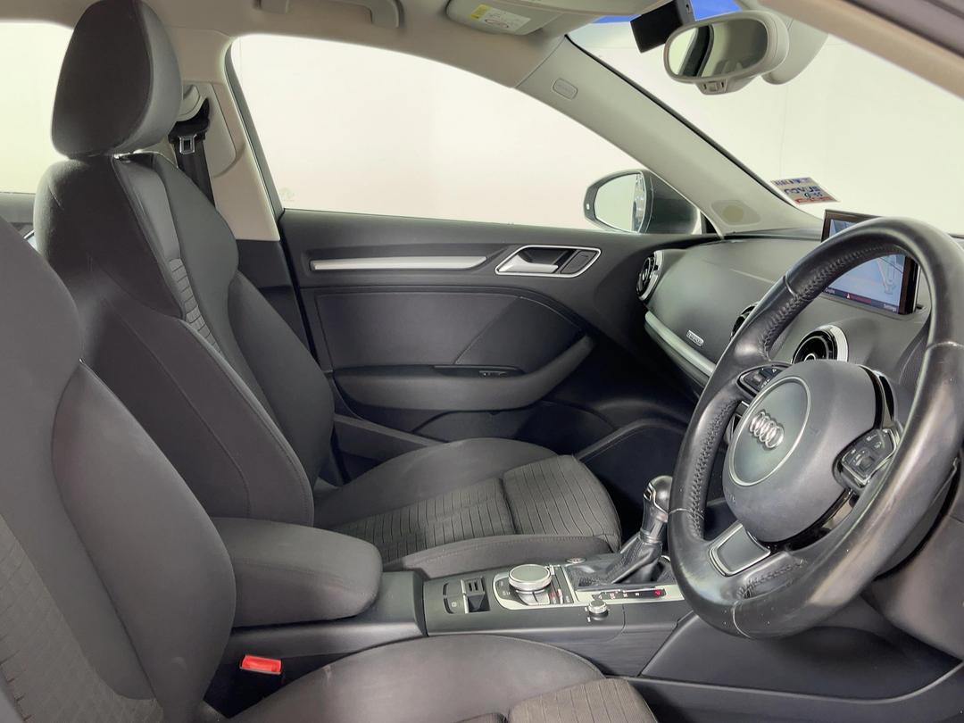 Photo '16' of Audi A3