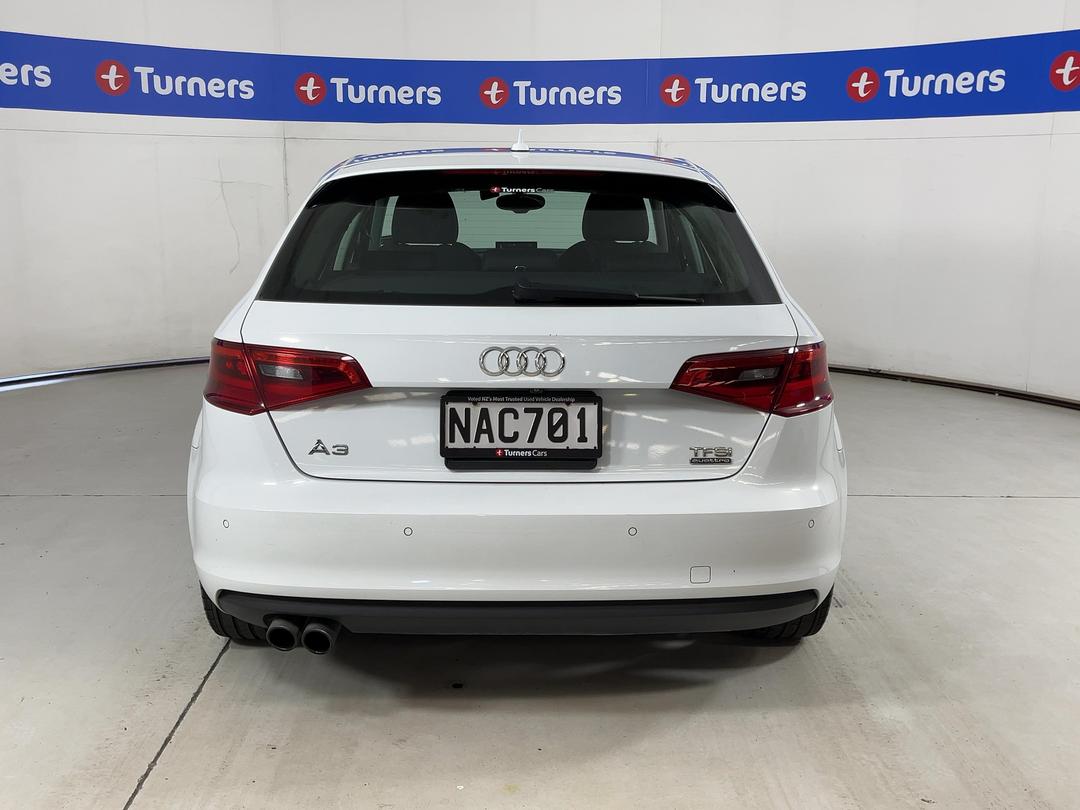 Photo '6' of Audi A3