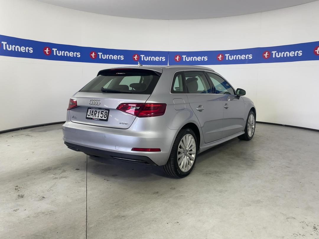 Photo '7' of Audi A3