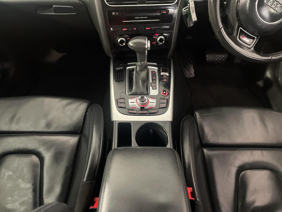 Photo '18' of Audi A4