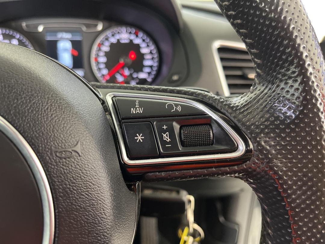 Photo '24' of Audi Q3