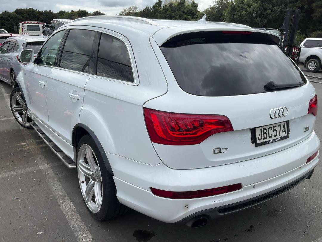 Photo '3' of Audi Q7 S Line + TDI Quattro Photo '3' of Audi Q7 S Line + TDI Quattro
