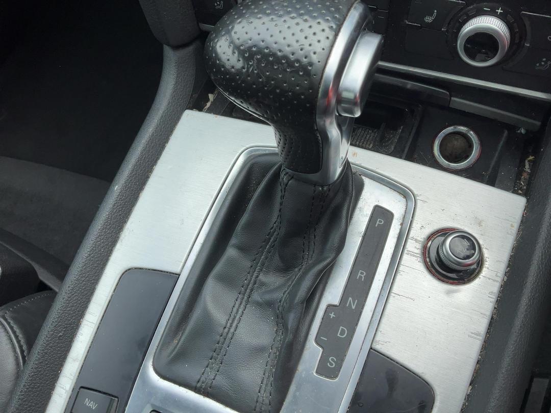 Photo '14' of Audi Q7 S Line + TDI Quattro Photo '14' of Audi Q7 S Line + TDI Quattro