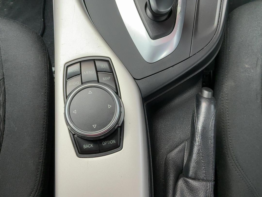 Photo '22' of BMW 1 Series 120I Photo '22' of BMW 1 Series 120I