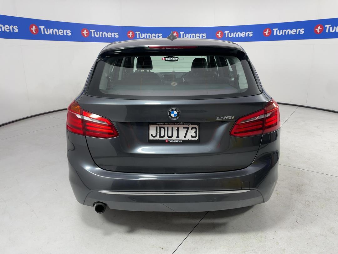 Photo '6' of BMW 2 Series