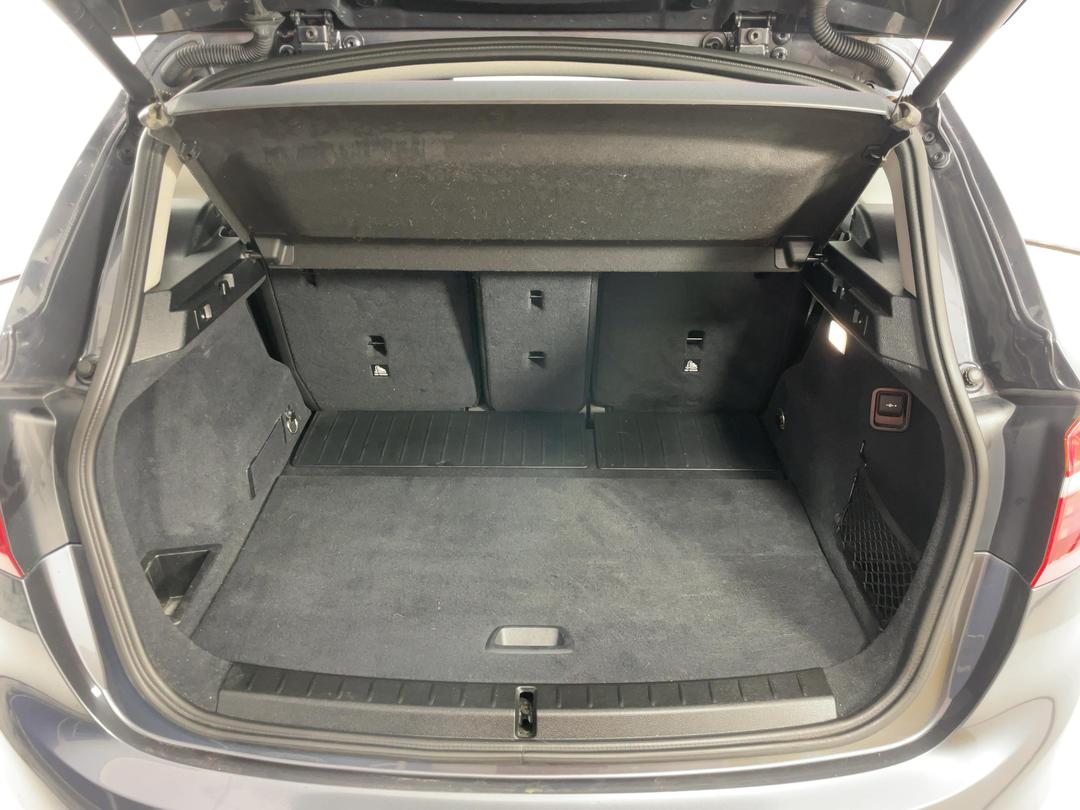 Photo '14' of BMW 2 Series