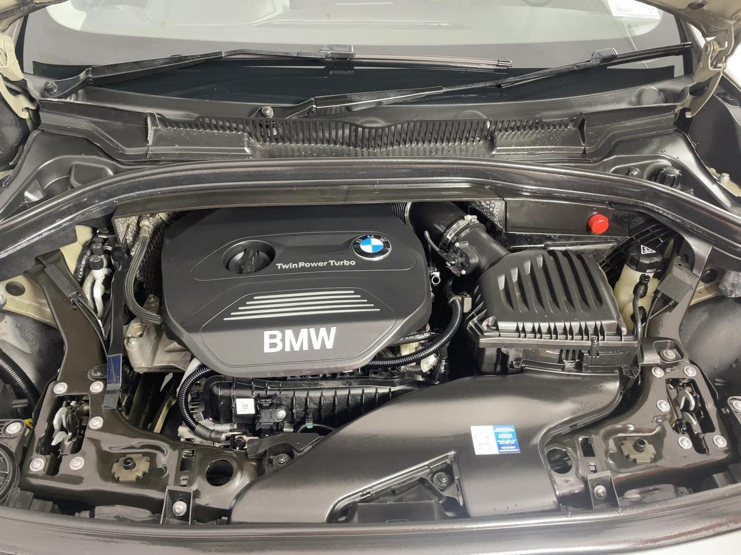 Photo '13' of BMW 2 Series