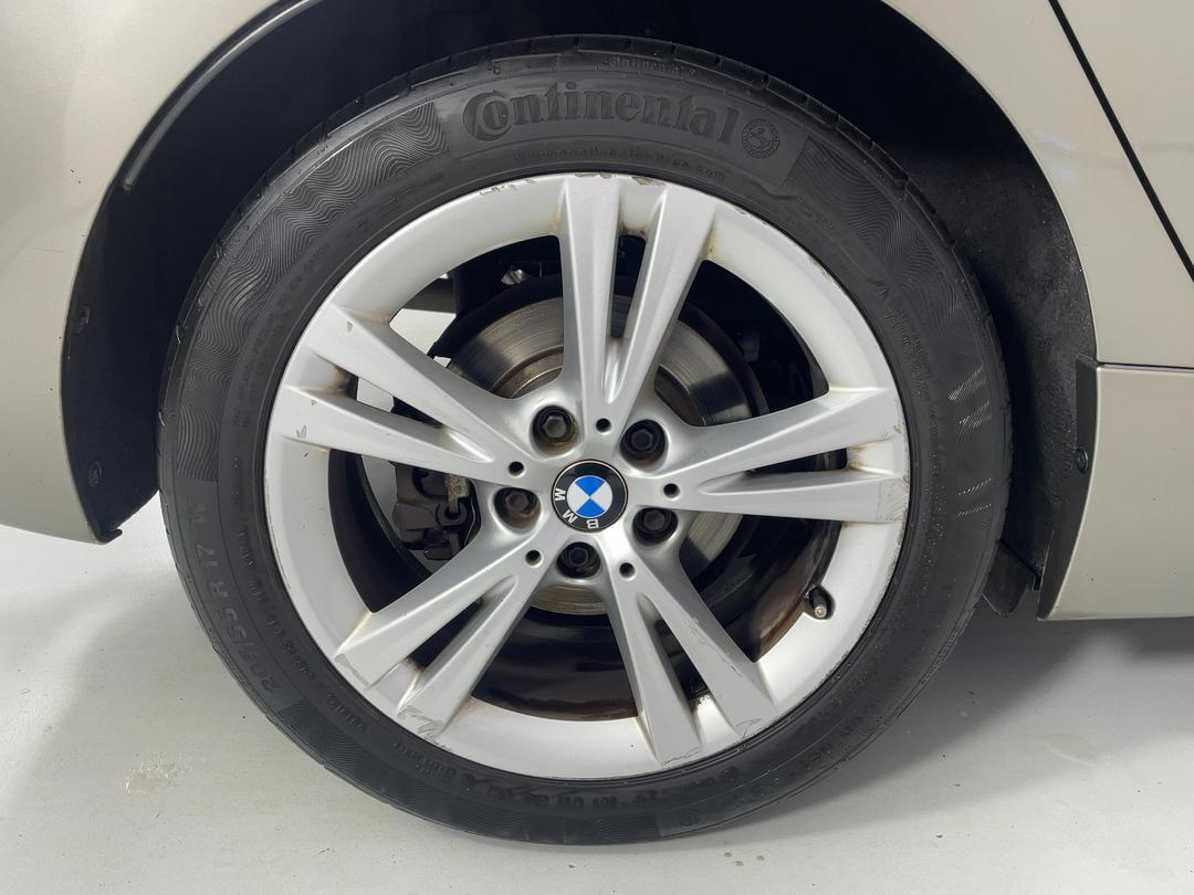 Photo '12' of BMW 2 Series