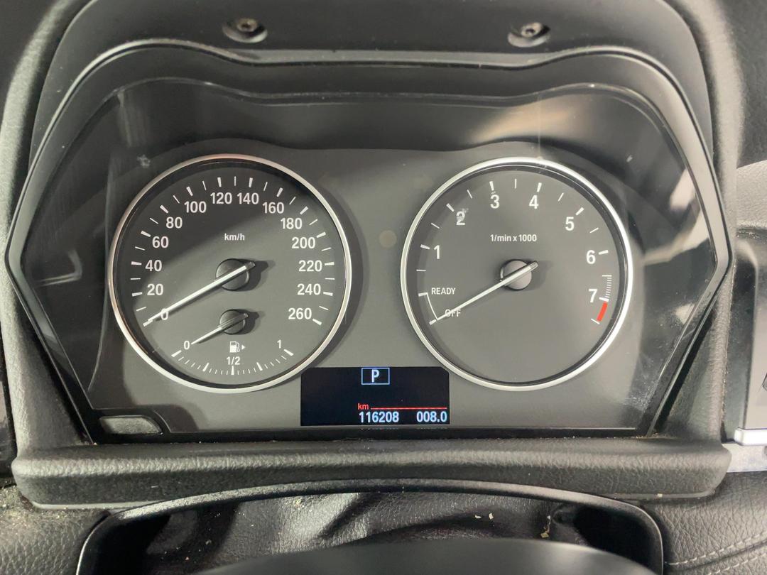 Photo '21' of BMW 2 Series