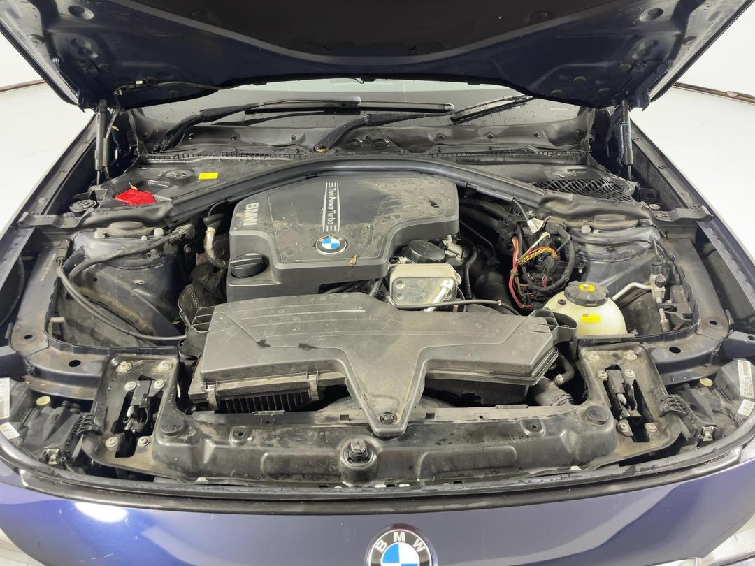 Photo '13' of BMW 3 Series