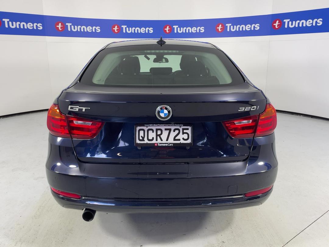 Photo '6' of BMW 3 Series