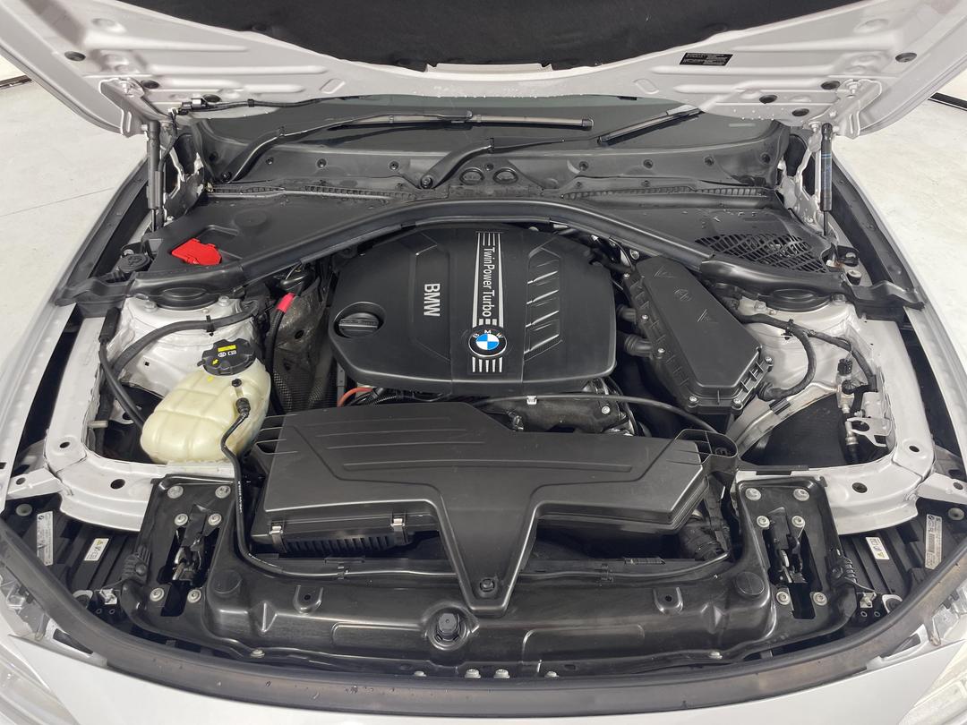 Photo '13' of BMW 3 Series