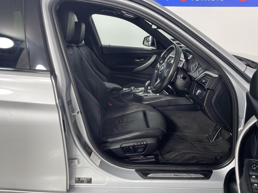 Photo '16' of BMW 3 Series