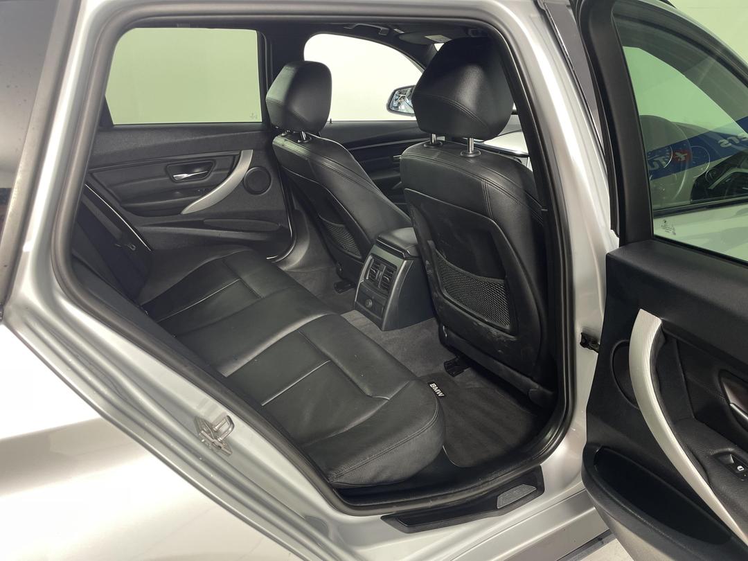 Photo '20' of BMW 3 Series