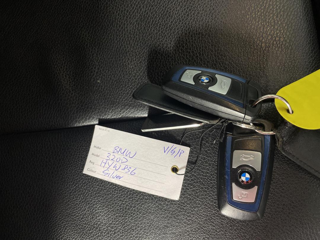 Photo '22' of BMW 3 Series