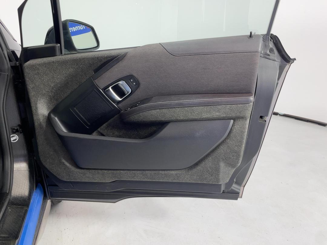 Photo '15' of BMW I3