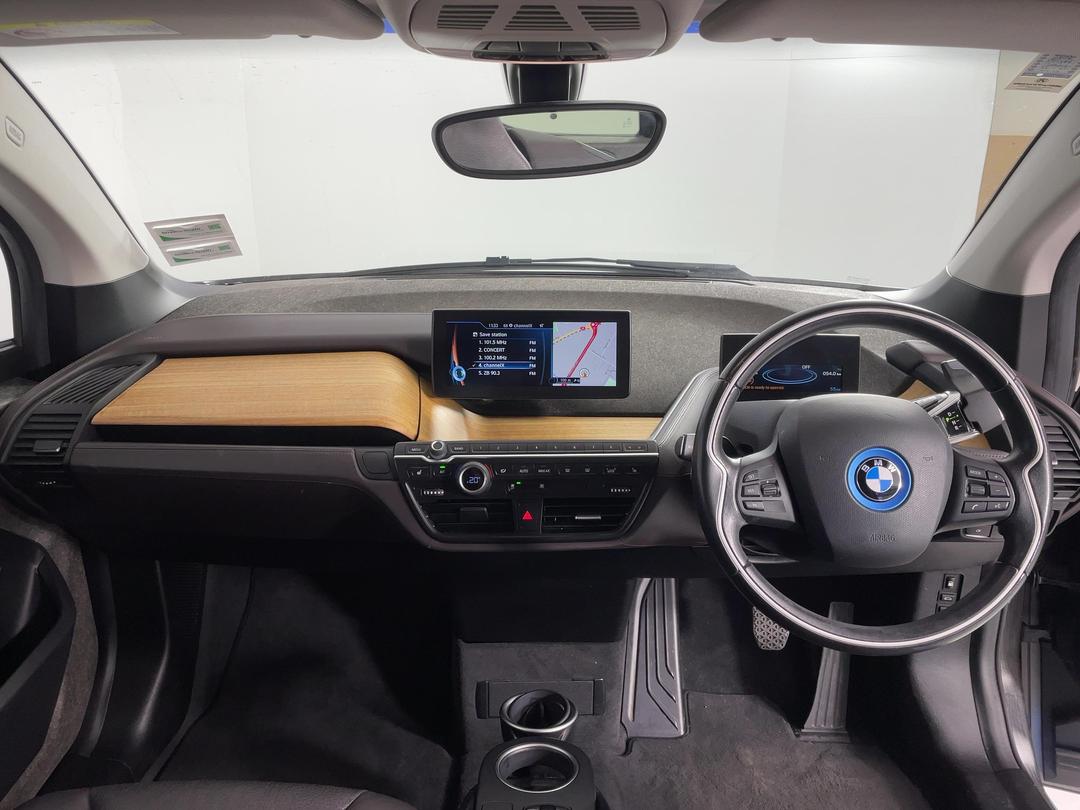 Photo '17' of BMW I3