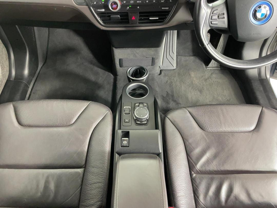 Photo '18' of BMW I3
