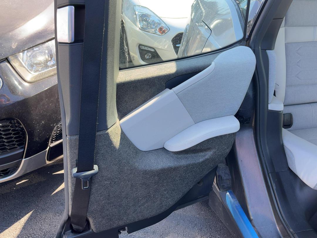 Photo '17' of BMW I3 Photo '17' of BMW I3