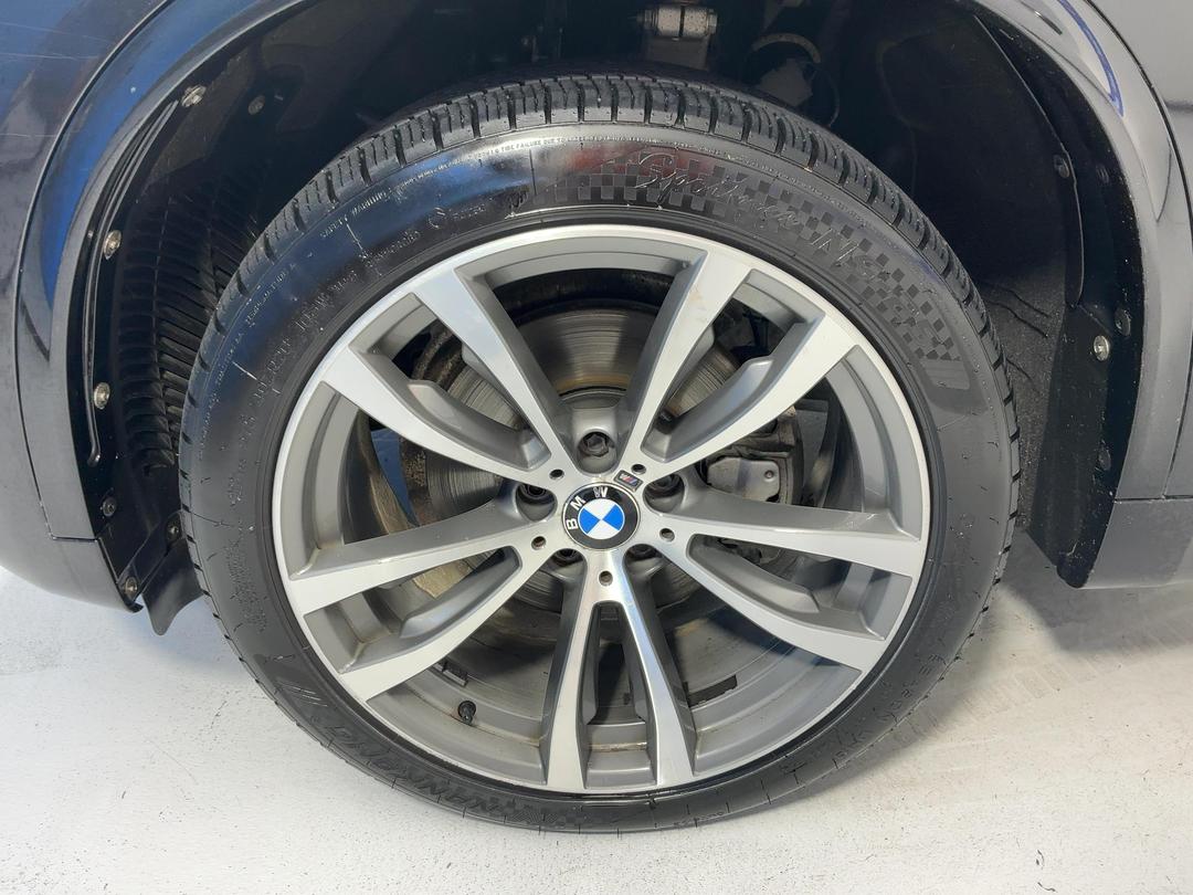 Photo '8' of BMW X5 Xdrive 35D Photo '8' of BMW X5 Xdrive 35D