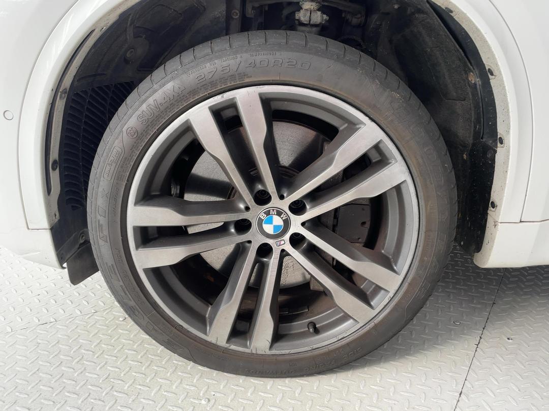 Photo '10' of BMW X5