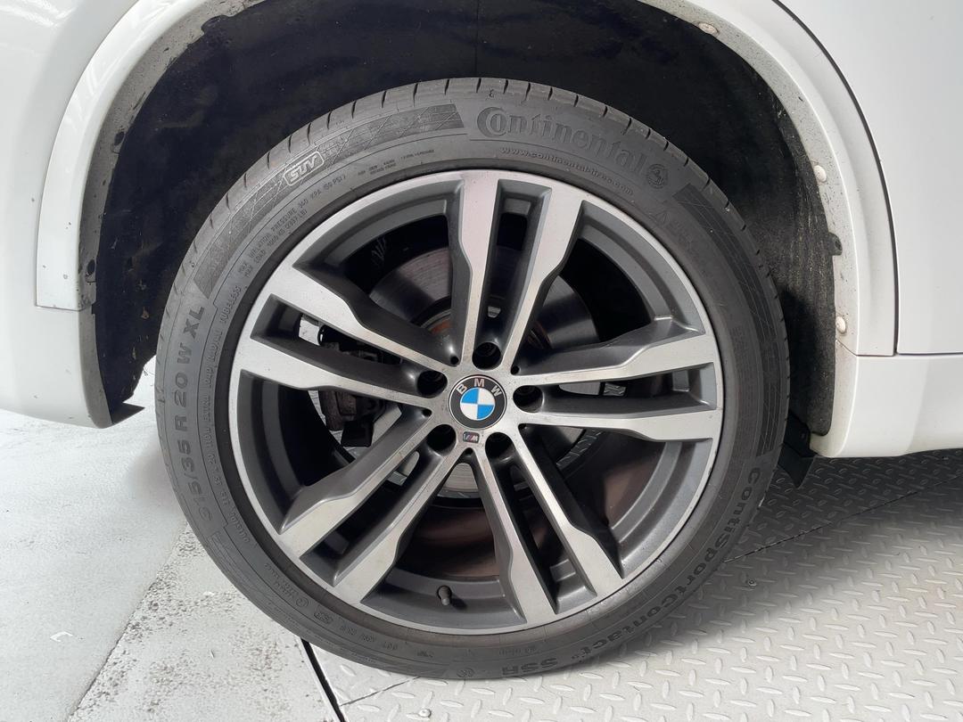 Photo '12' of BMW X5