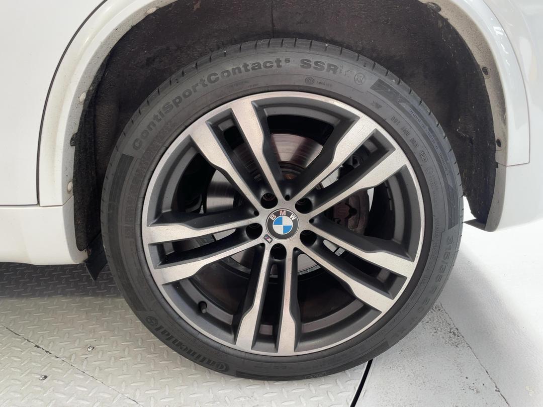 Photo '11' of BMW X5