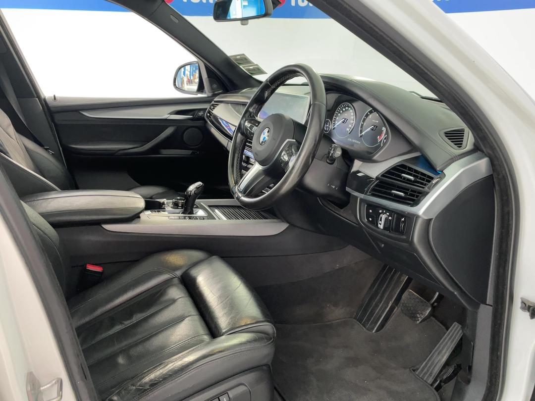 Photo '16' of BMW X5