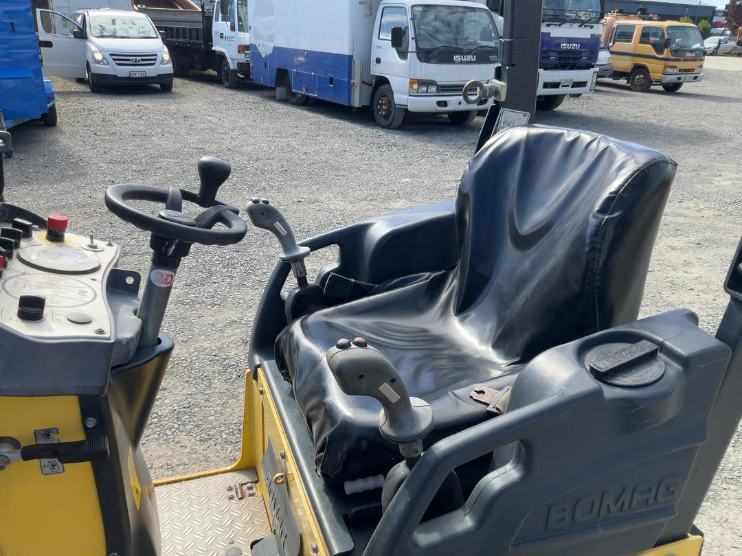 Photo '9' of Bomag BW 90 AD-5 Roller