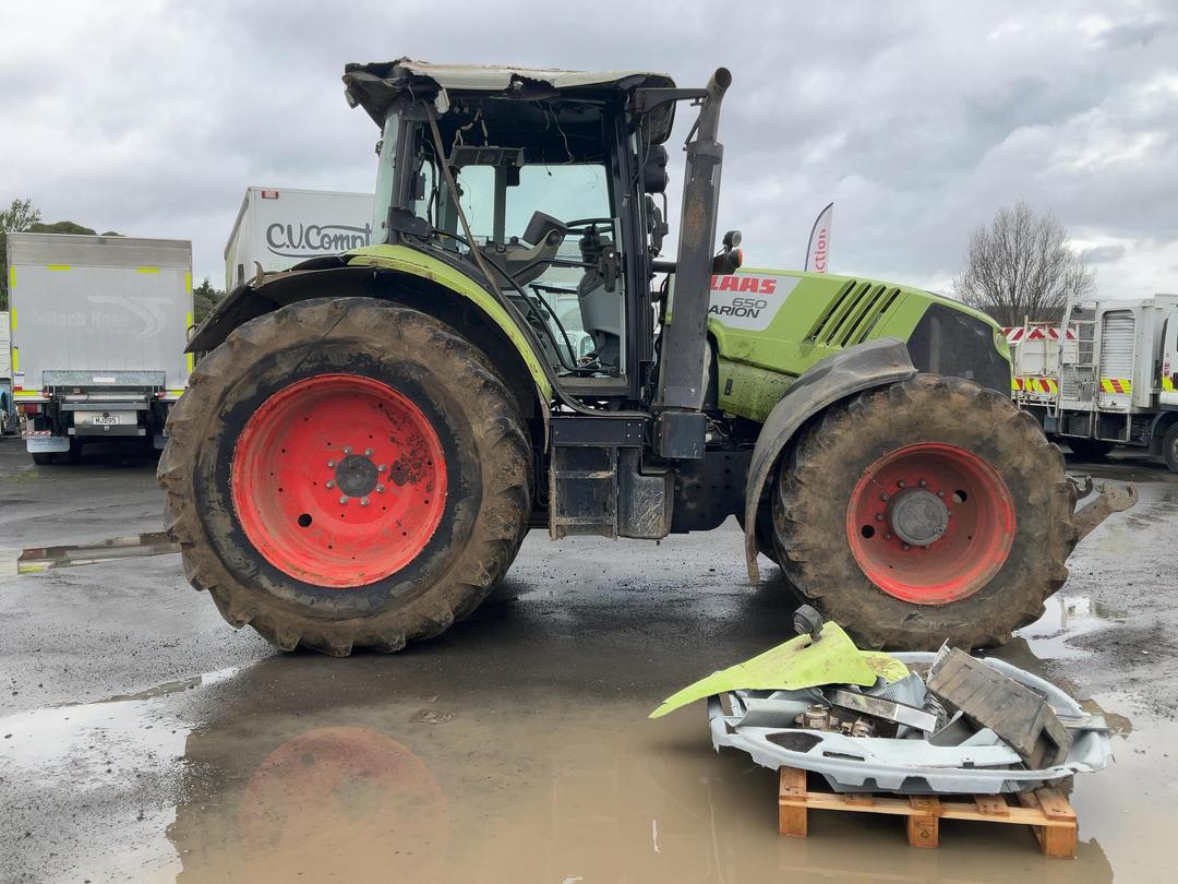 Photo '3' of Claas Arion 650-50 CEBIS T Tractor