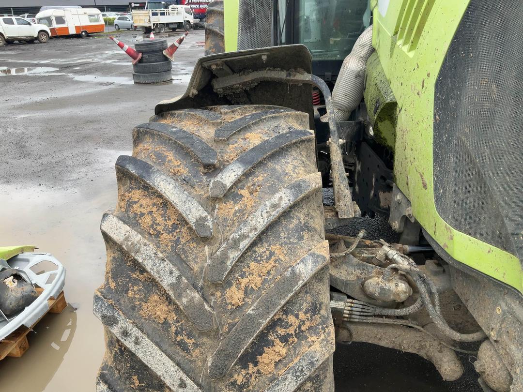 Photo '25' of Claas Arion 650-50 CEBIS T Tractor