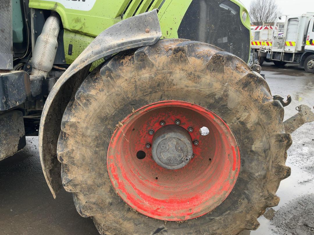 Photo '26' of Claas Arion 650-50 CEBIS T Tractor