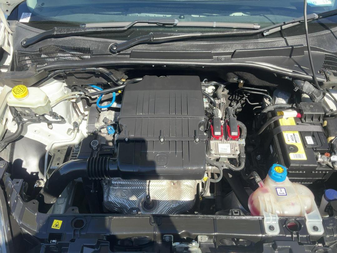 Photo '13' of Fiat Punto
