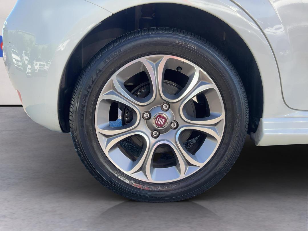 Photo '12' of Fiat Punto