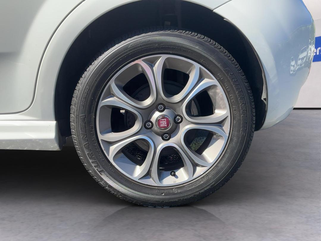 Photo '11' of Fiat Punto