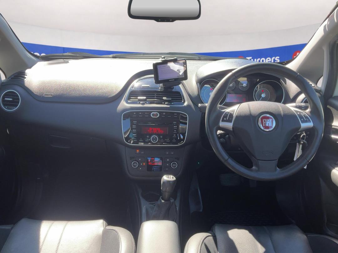 Photo '17' of Fiat Punto