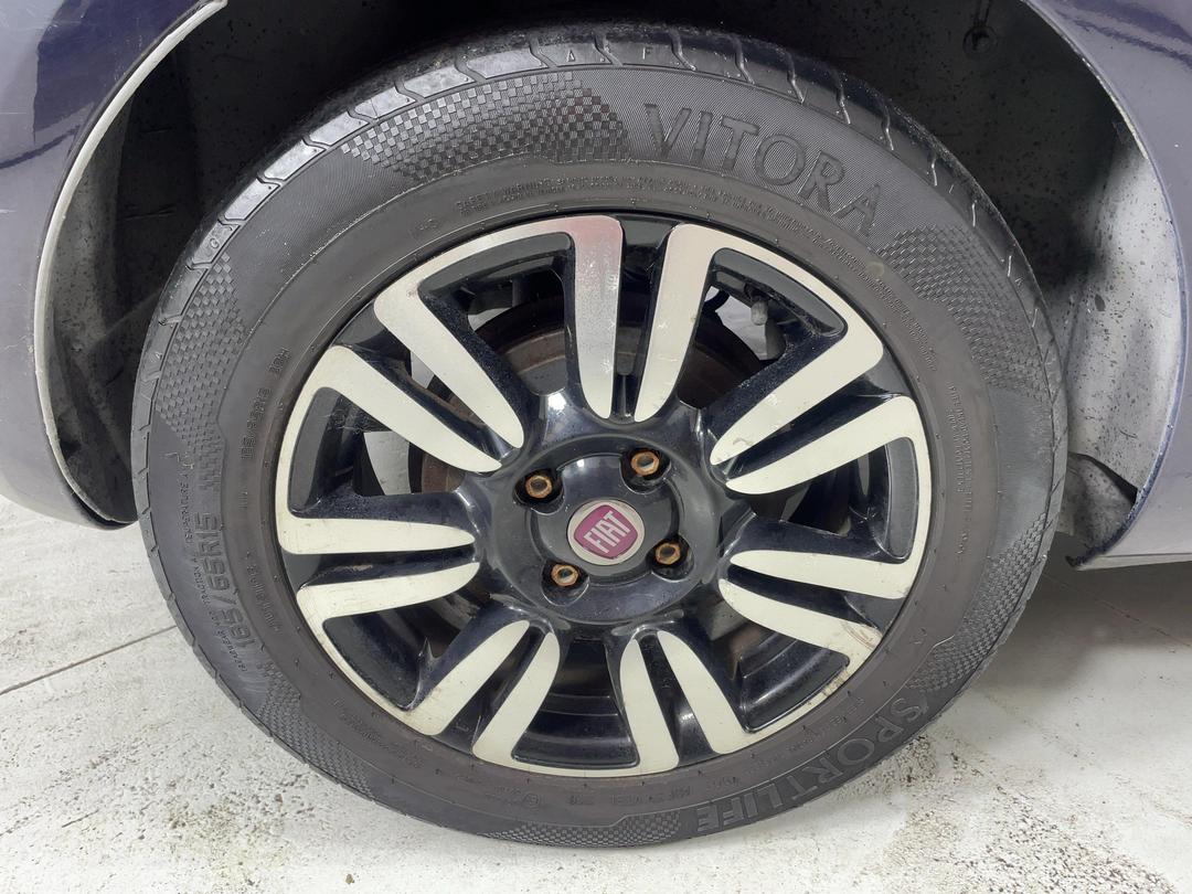 Photo '12' of Fiat Punto