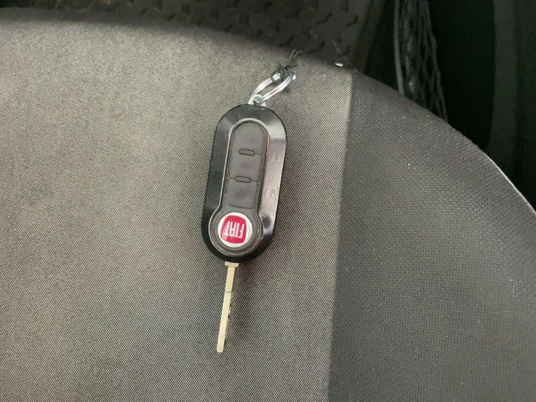 Photo '22' of Fiat Punto