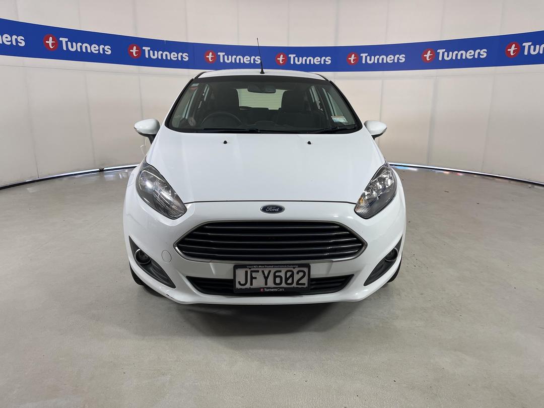 Photo '2' of Ford Fiesta