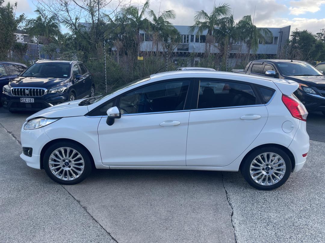 Photo '3' of Ford Fiesta Sport