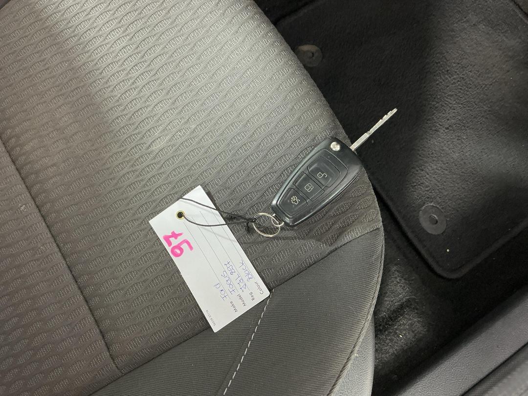 Photo '22' of Ford Focus