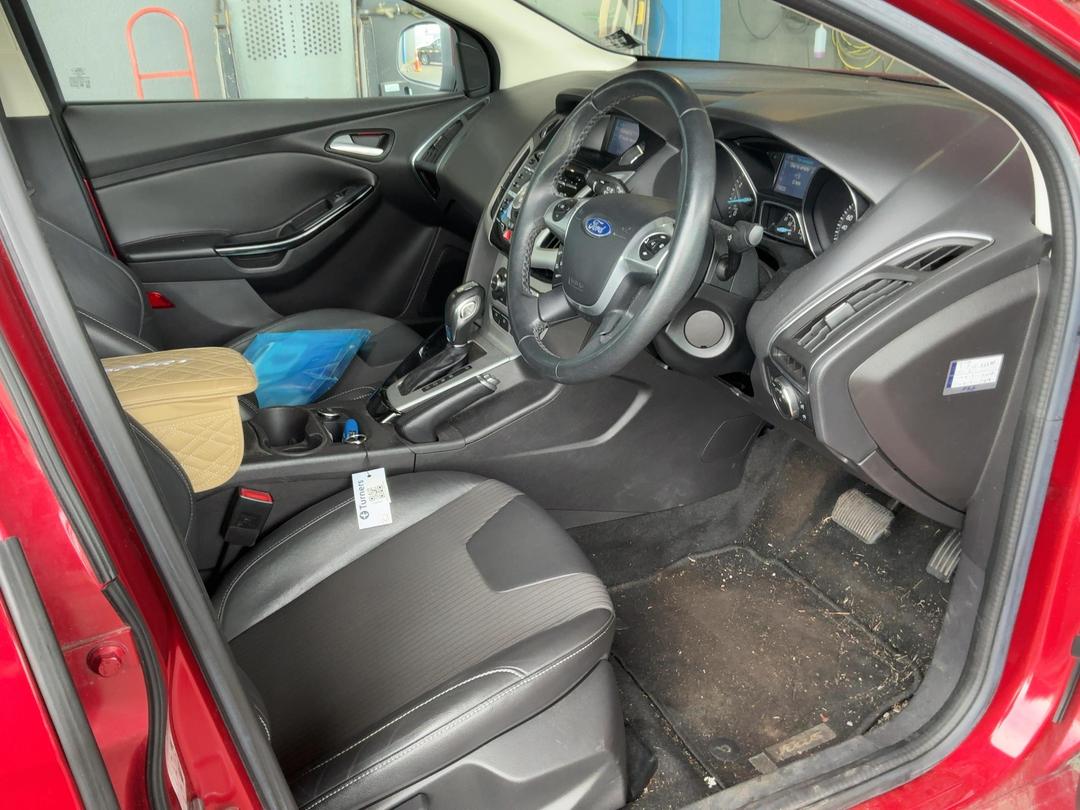 Photo '14' of Ford Focus 2.0 Petrol Auto Photo '14' of Ford Focus 2.0 Petrol Auto