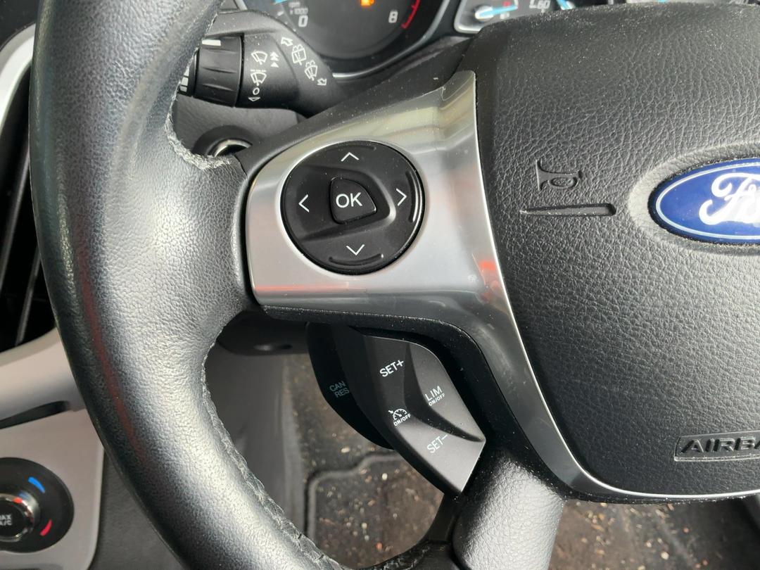 Photo '21' of Ford Focus 2.0 Petrol Auto Photo '21' of Ford Focus 2.0 Petrol Auto