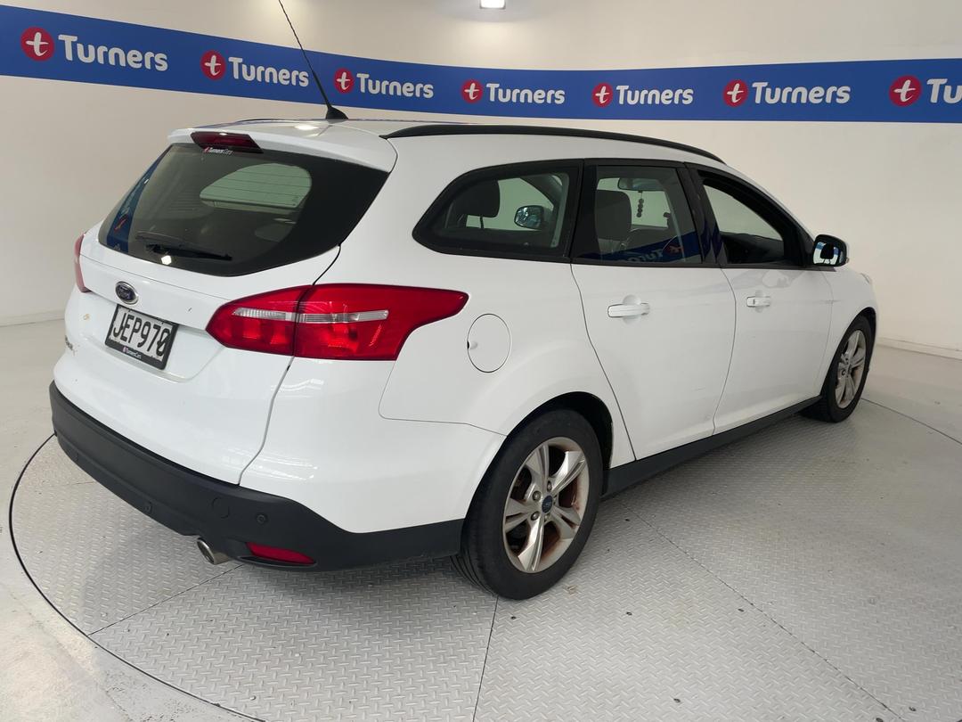 Photo '7' of Ford Focus