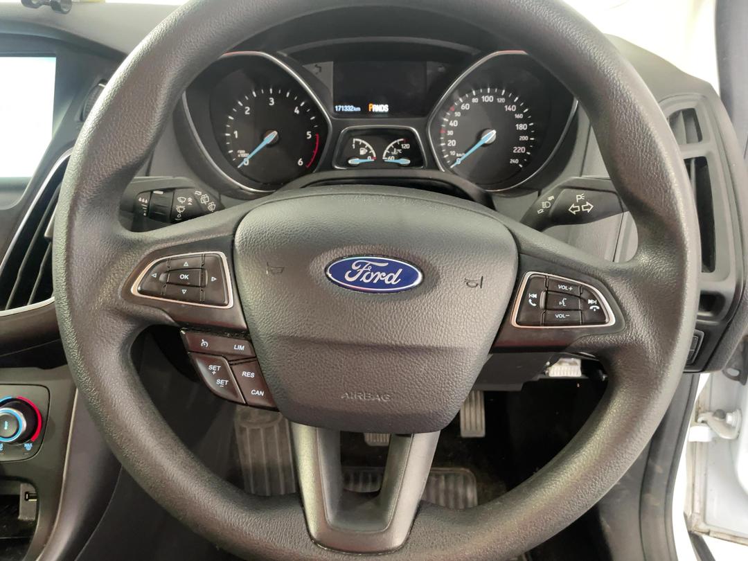 Photo '27' of Ford Focus