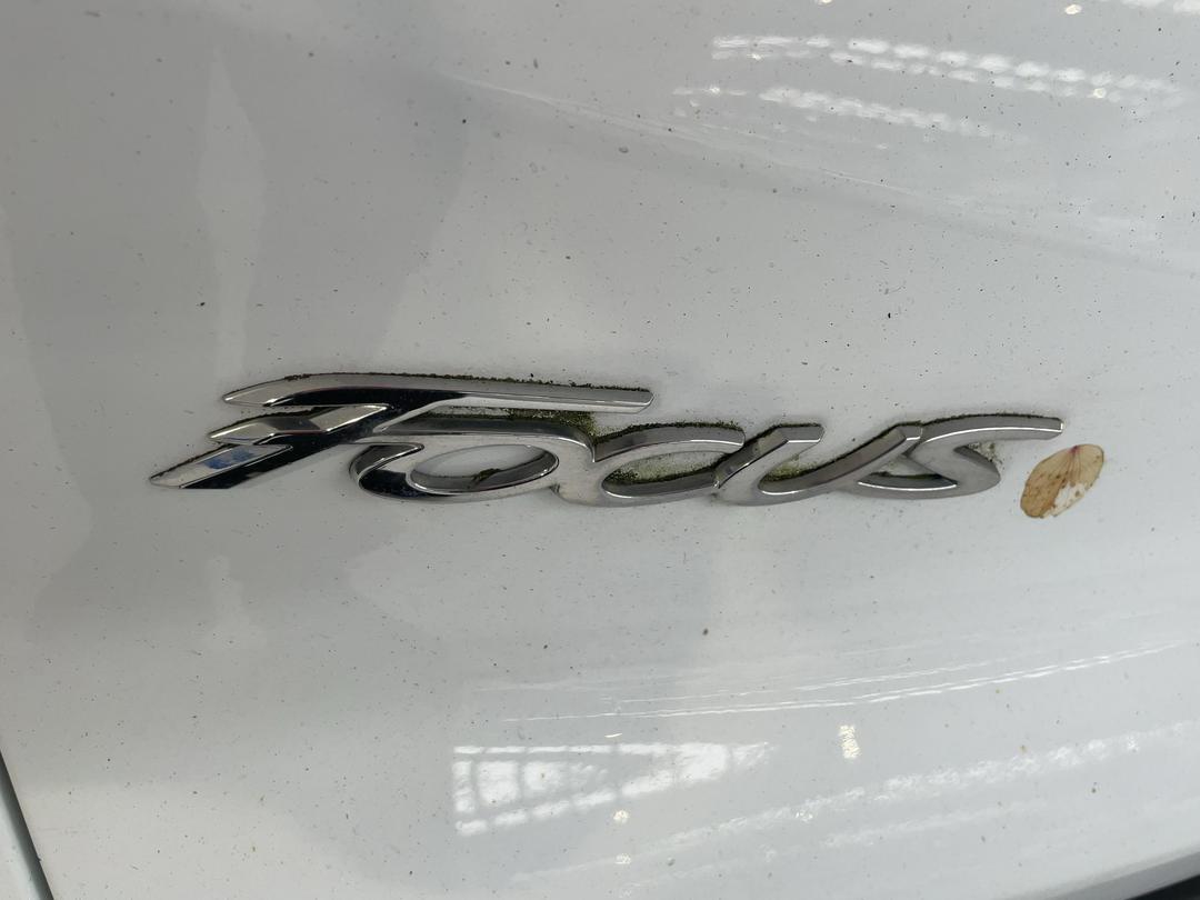 Photo '36' of Ford Focus