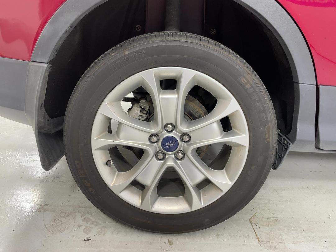 Photo '12' of Ford Kuga