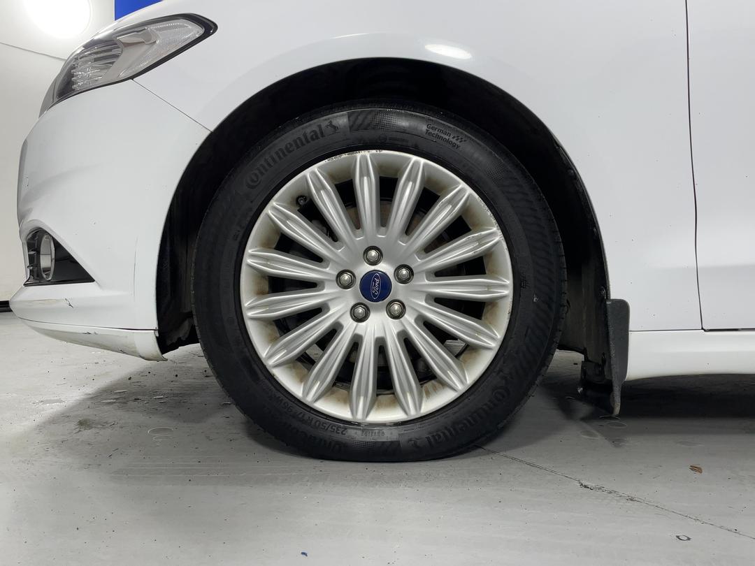 Photo '10' of Ford Mondeo