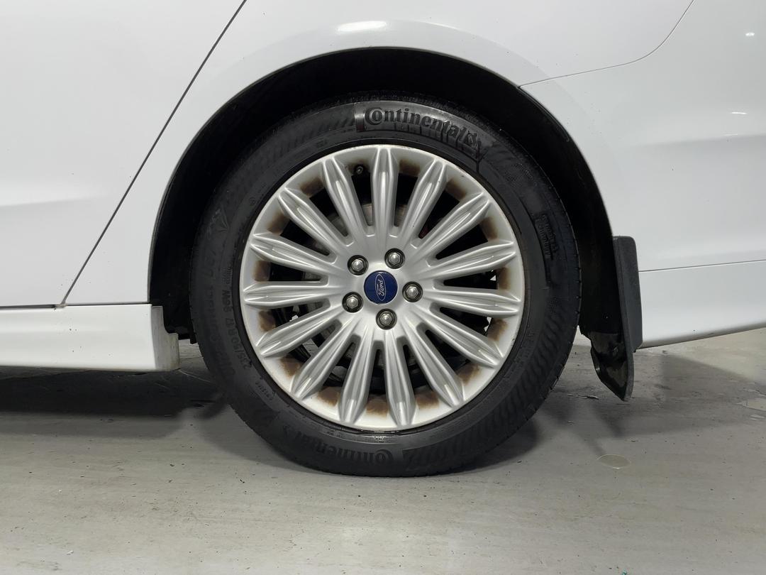 Photo '11' of Ford Mondeo
