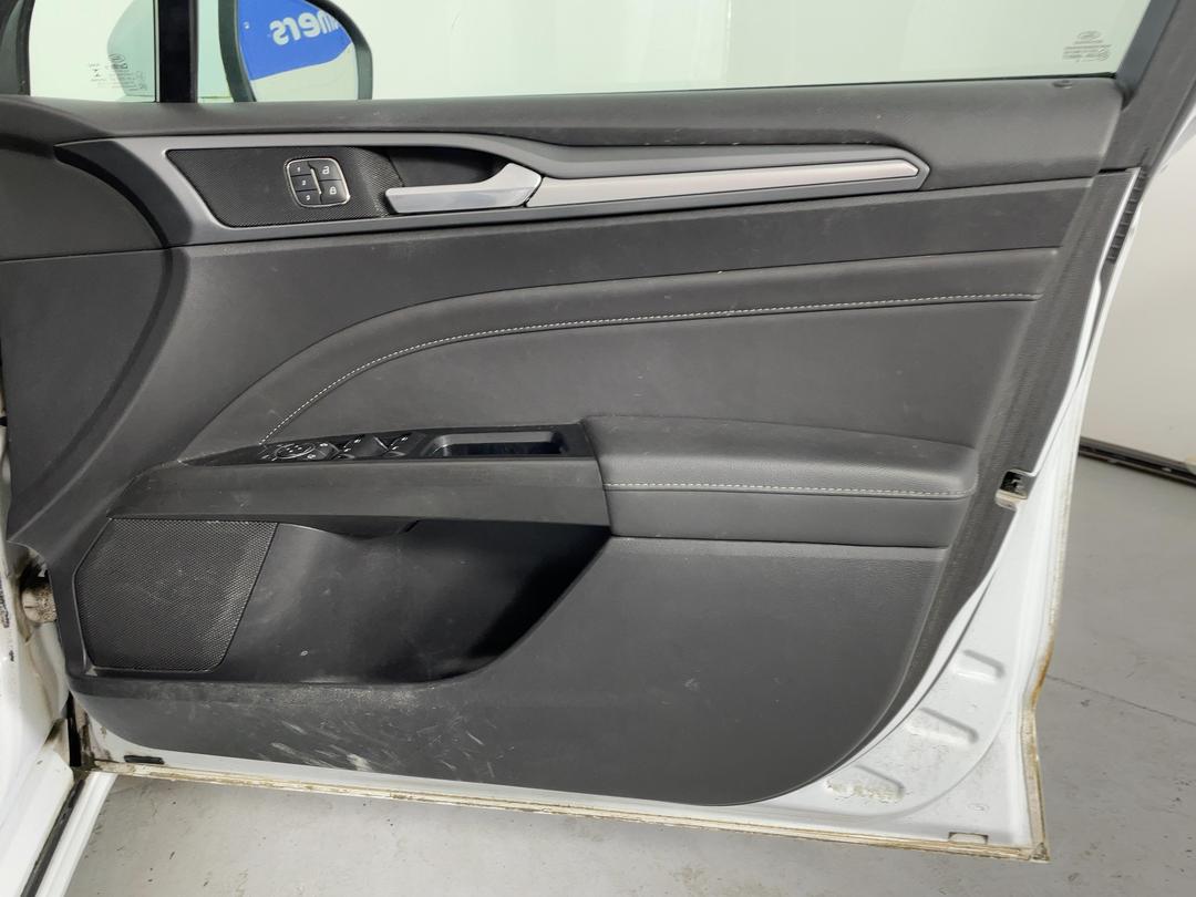 Photo '15' of Ford Mondeo